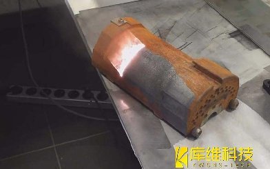 <b>激光清潔解決方案：精準除污的現代工業革命</b>